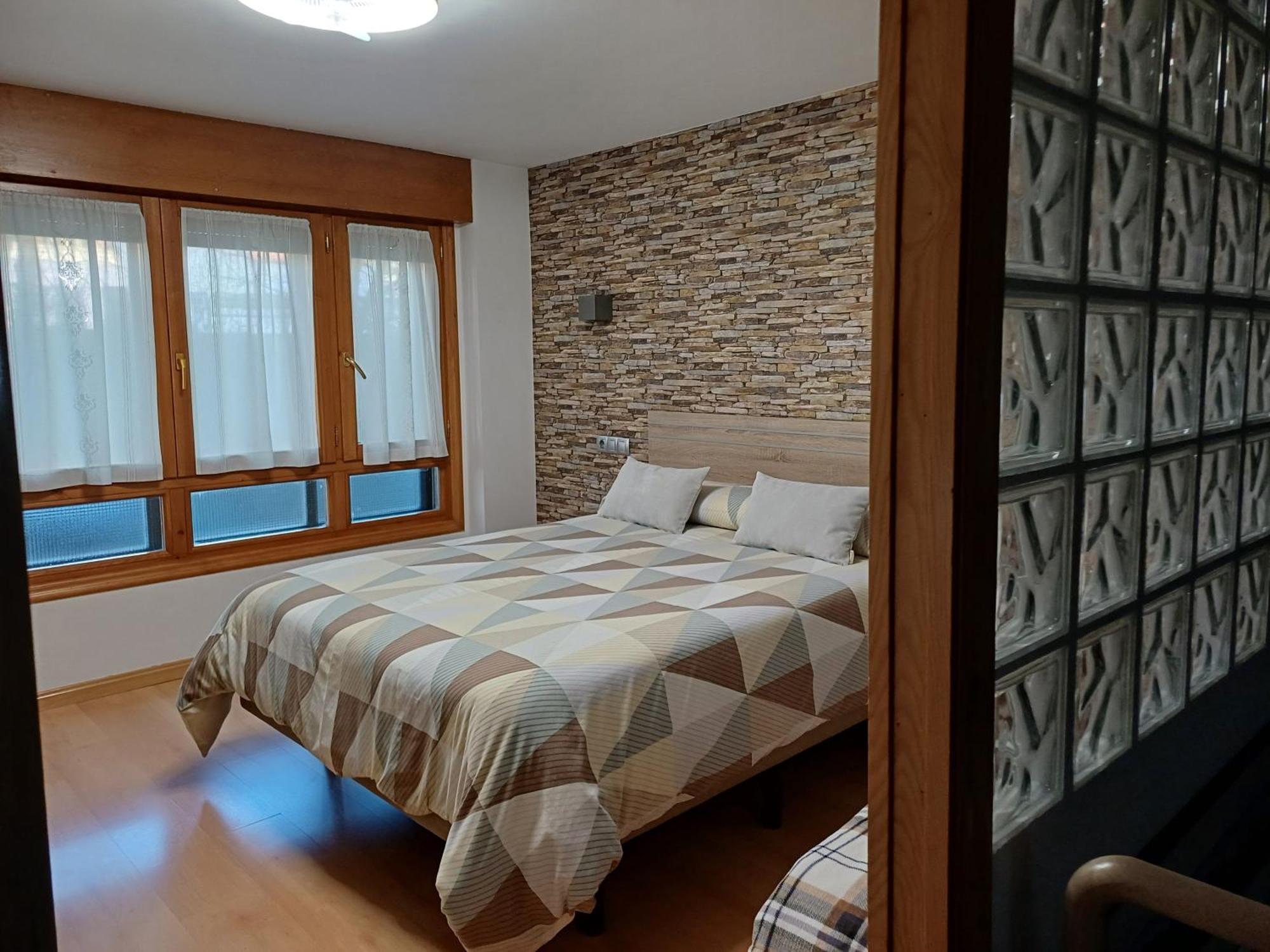 Apartamento Puerta Del Pirineo Sabiñánigo المظهر الخارجي الصورة