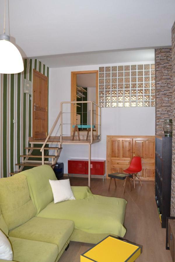 Apartamento Puerta Del Pirineo Sabiñánigo المظهر الخارجي الصورة
