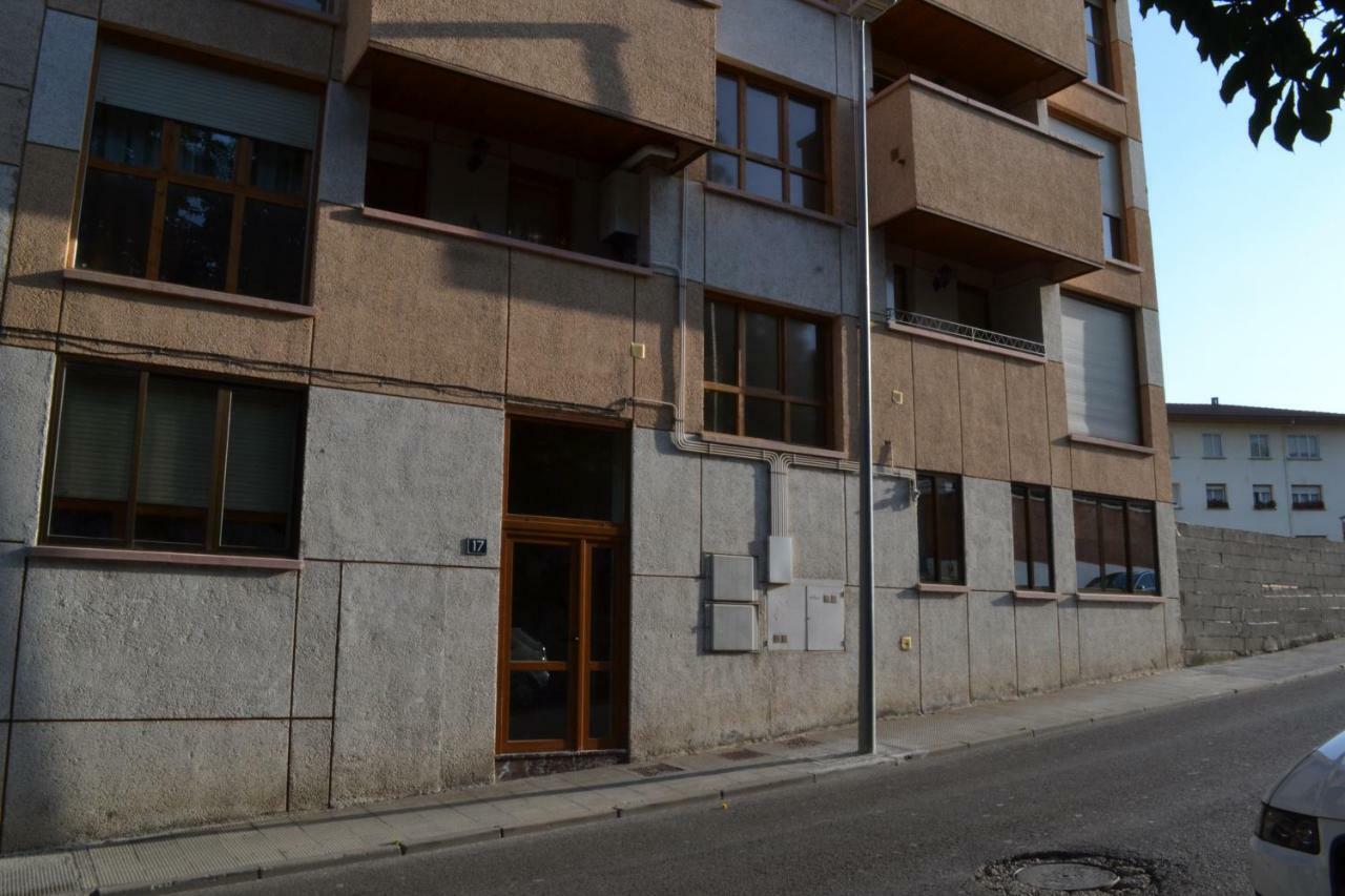 Apartamento Puerta Del Pirineo Sabiñánigo المظهر الخارجي الصورة
