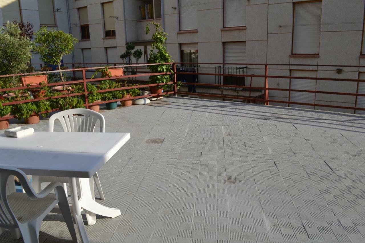 Apartamento Puerta Del Pirineo Sabiñánigo المظهر الخارجي الصورة