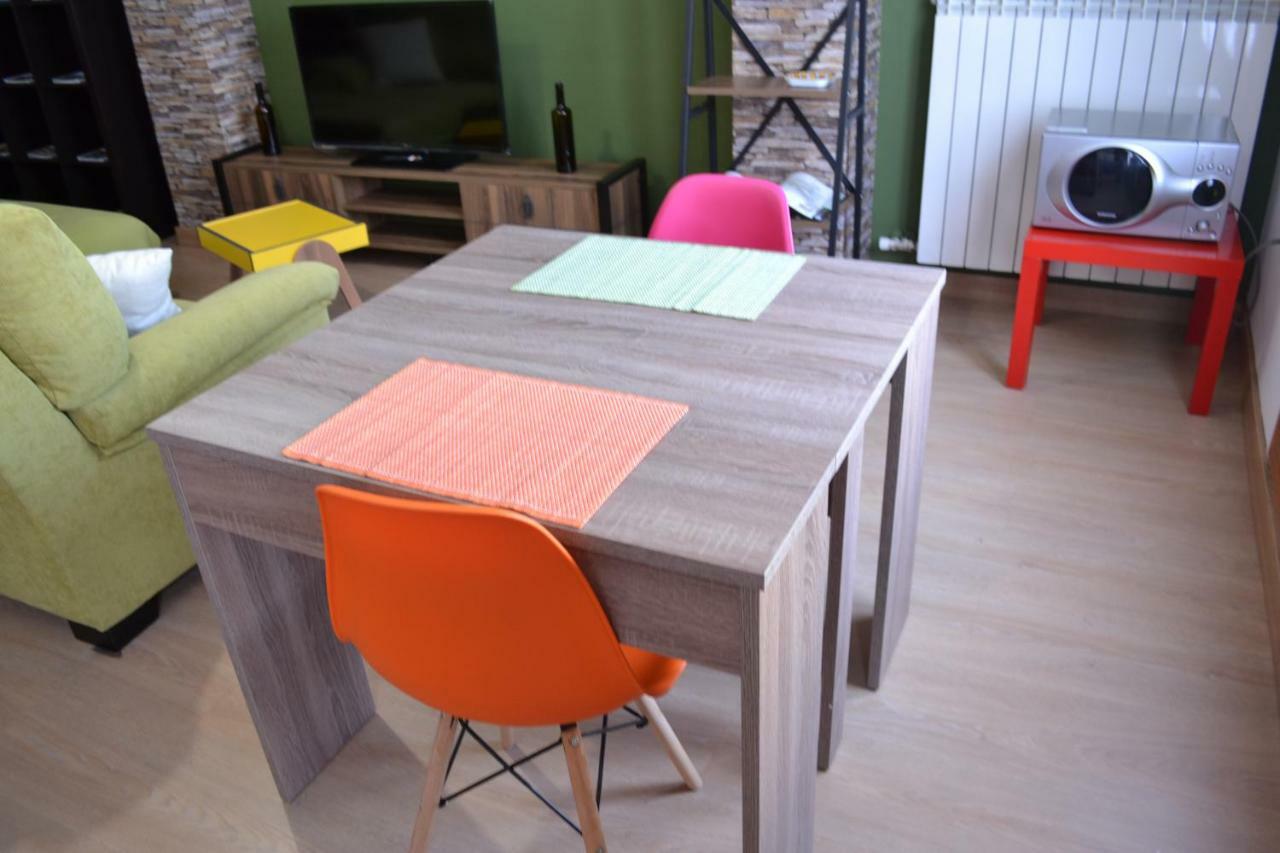 Apartamento Puerta Del Pirineo Sabiñánigo المظهر الخارجي الصورة